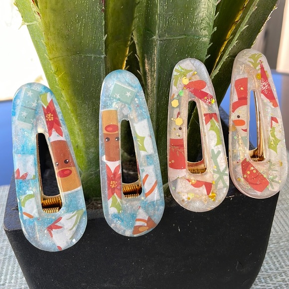 XMAS Handmade Festive Holiday 2 set Alligator Hair Clips Blue Rudolph - Picture 10 of 11